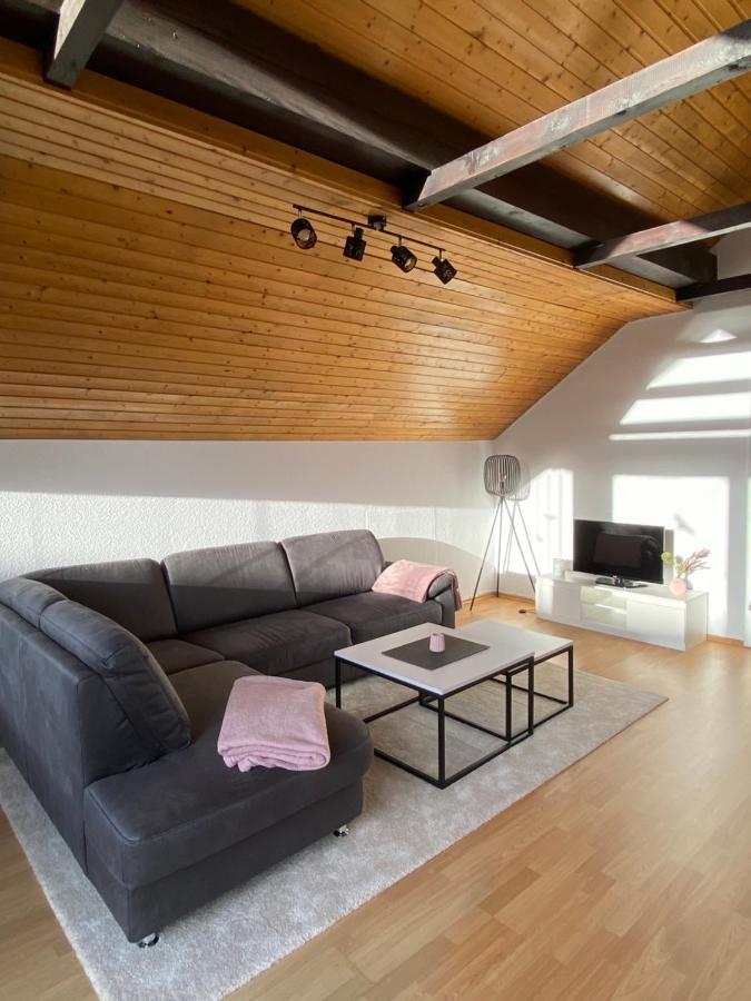 Ferienwohnung Mit Aussicht โคเบลนซ์ ภายนอก รูปภาพ