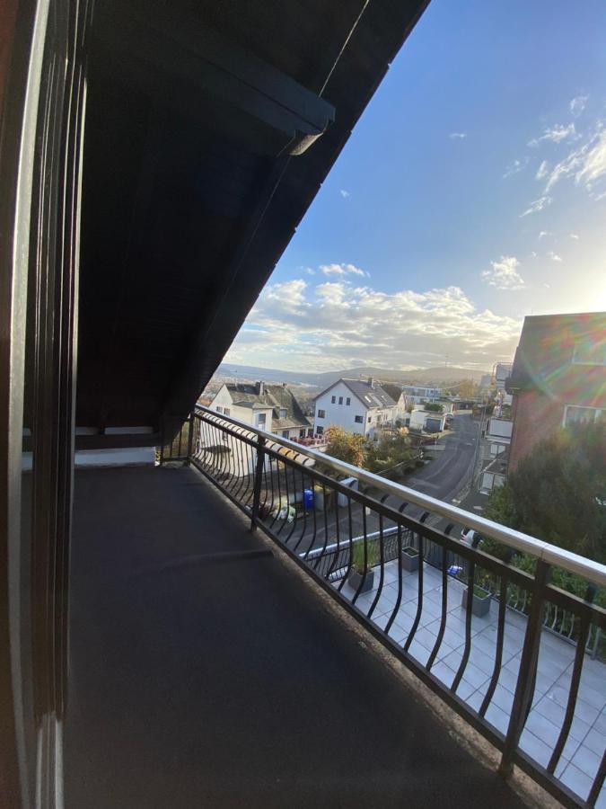 Ferienwohnung Mit Aussicht โคเบลนซ์ ภายนอก รูปภาพ