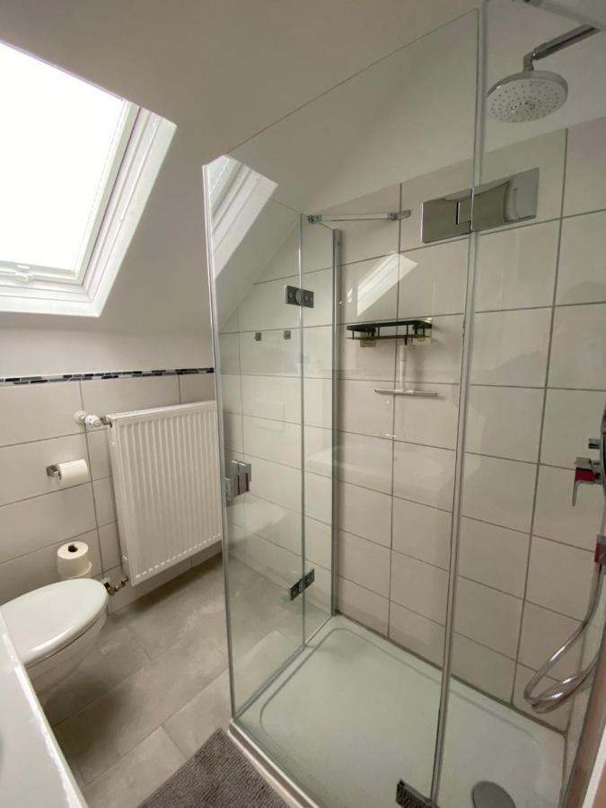 Ferienwohnung Mit Aussicht โคเบลนซ์ ภายนอก รูปภาพ